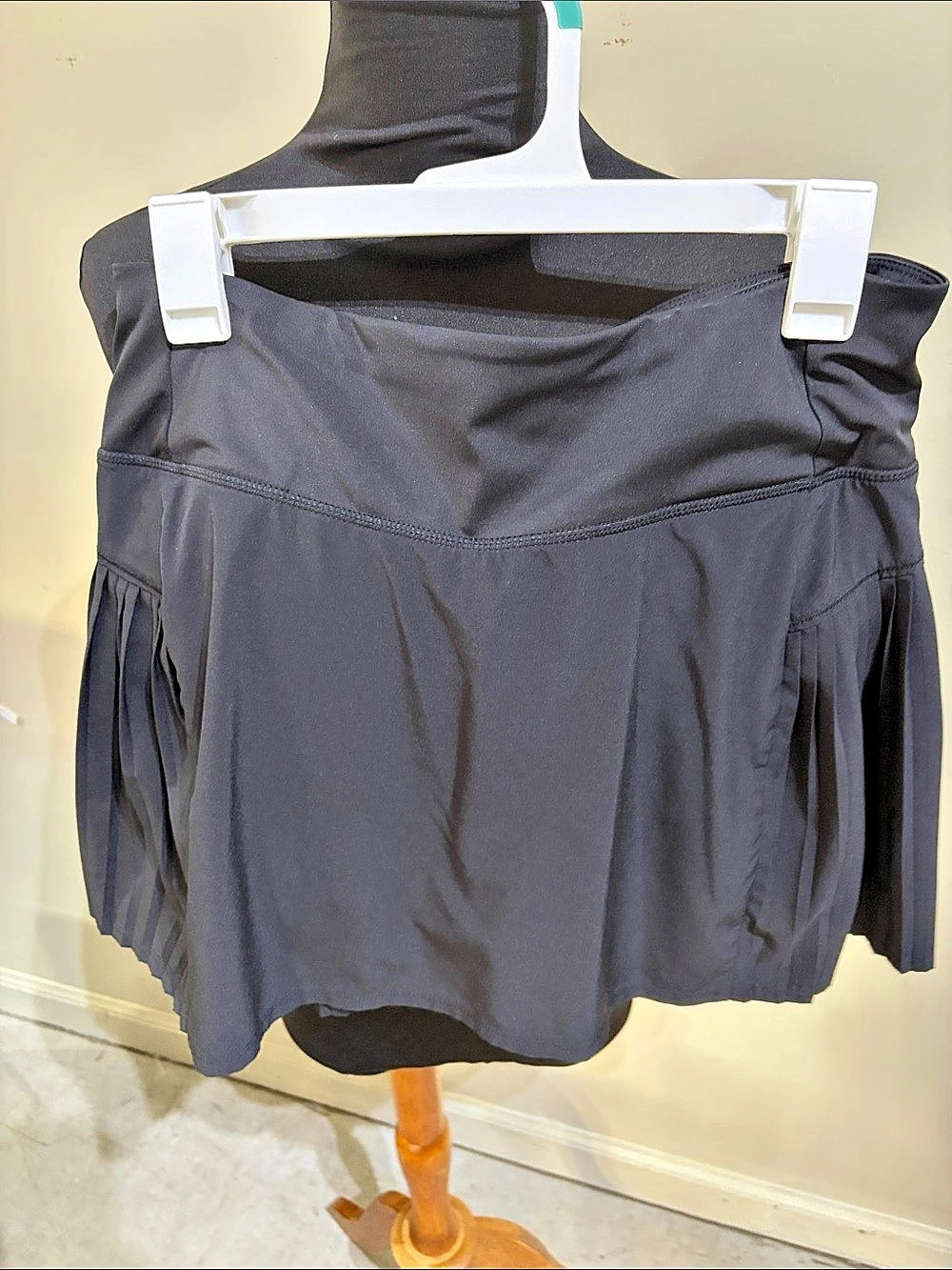 Athleta Match Point High Rise Pleated Skort Black Small